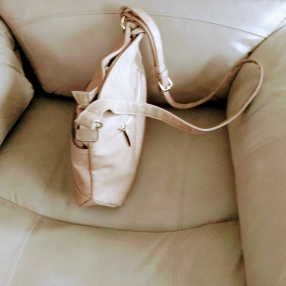 STONE MOUNTAIN WOMEN'S CROSSBODY HOBO SHOULDER BAG - Picture 2 of 14